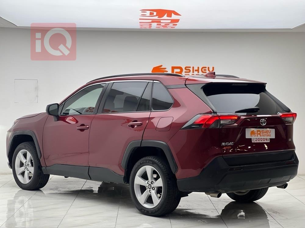 تويوتا راف 4